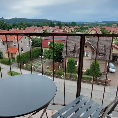 Na Pogodnej Z Balkonem