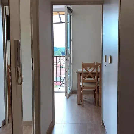 Na Pogodnej Z Balkonem Апартаменты *